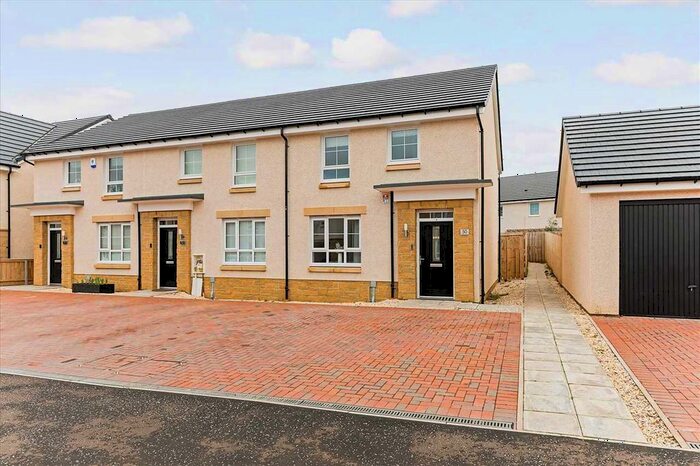 3 Bedroom End Of Terrace House For Sale In Belvedere Avenue, Thornton View, Glasgow, G74