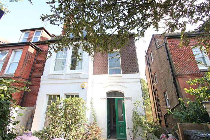 1 Bedroom Flat For Sale In Maberley Road, Crystal Palace, SE19