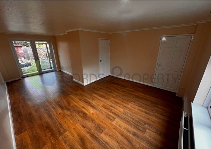 2 Bedroom Terraced House To Rent In Lawrance Gardens, Cheshunt, EN8