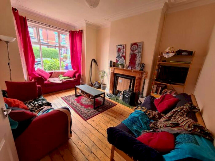 4 Bedroom House To Rent In Stanmore Street, Leeds, LS4