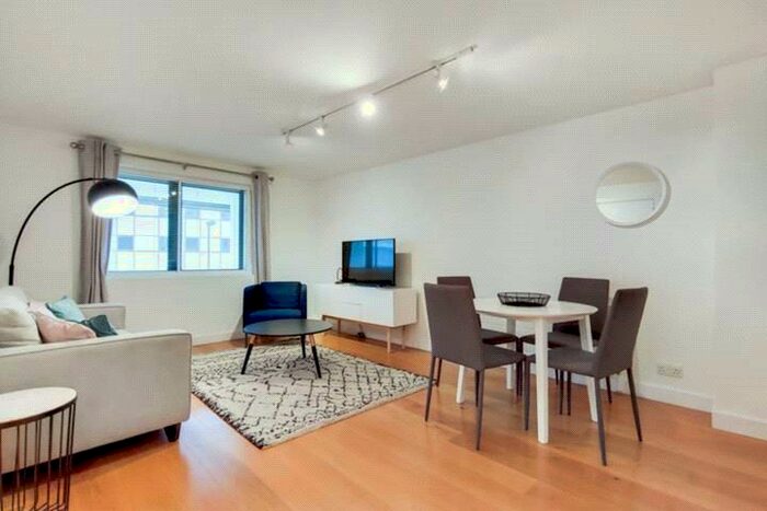 1 Bedroom Apartment To Rent In Thackery Court, Turnmill Street, London, EC1M