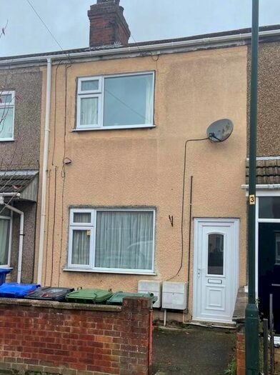 1 Bedroom Flat To Rent In Lovett Street, Cleethorpes, DN35