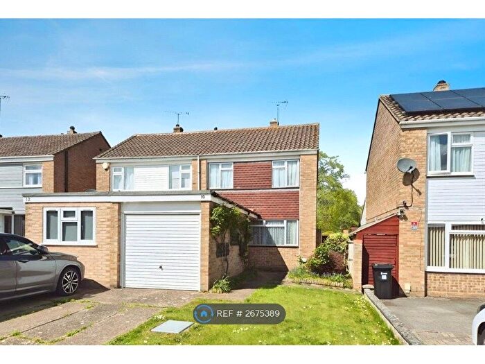 3 Bedroom Semi Detached House To Rent In Seymour Avenue, Shinfield, Reading, RG2