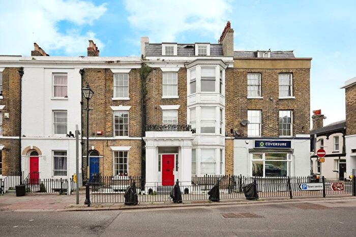 1 Bedroom Flat To Rent In Castle Street, Dover, CT16