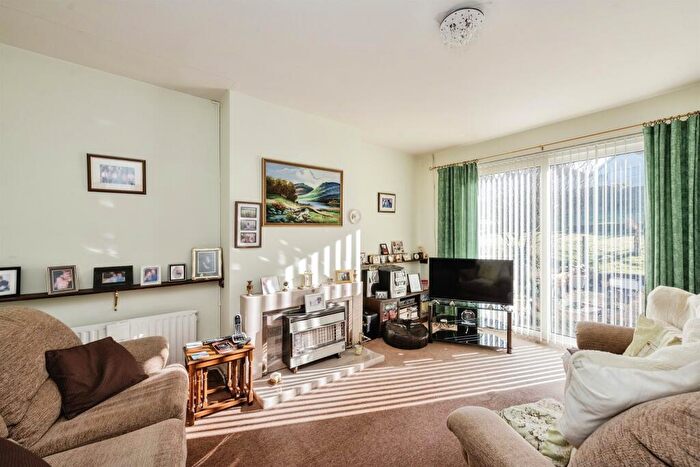 2 Bedroom Semi-Detached Bungalow For Sale In Heol Pen Y Scallen, Loughor, Swansea, SA4