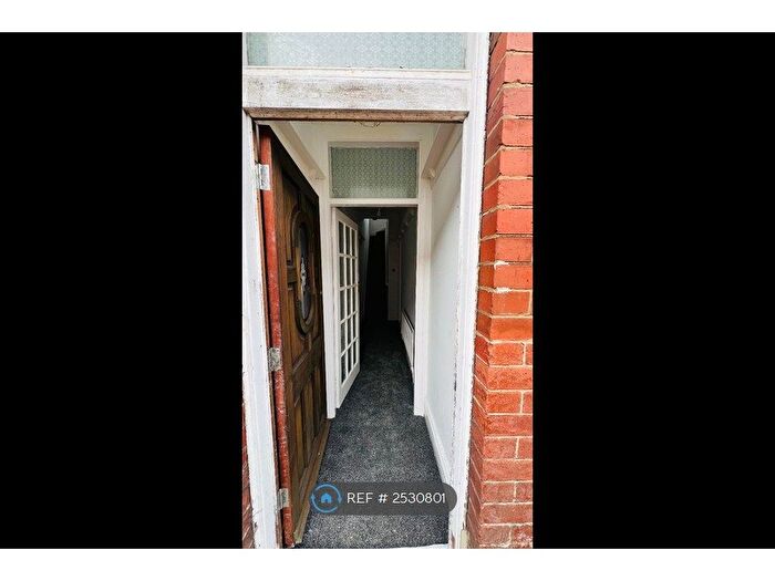 3 Bedroom Terraced House To Rent In Somerset Cottages, Sunderland, SR3