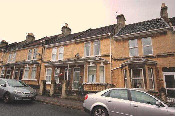 5 Bedroom Terraced House To Rent In St Kildas Road, BA2