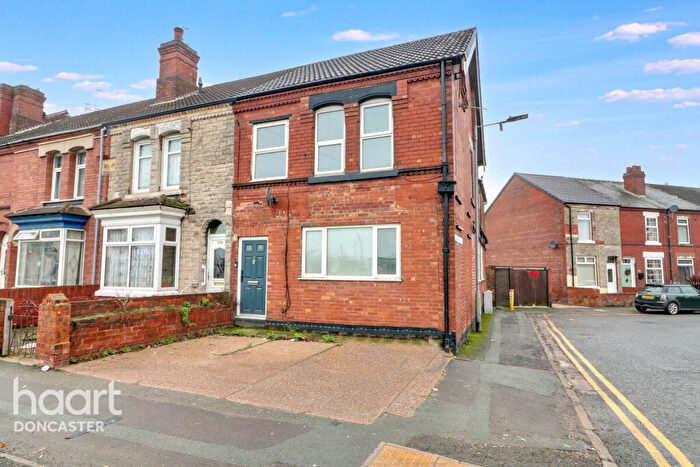 4 Bedroom End Of Terrace House For Sale In Bentley Road, Bentley, Doncaster, DN5