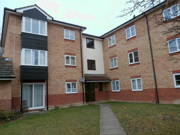 1 Bedroom Flat To Rent In Tamarin Gardens, Cherry Hinton, Cambridge, CB1