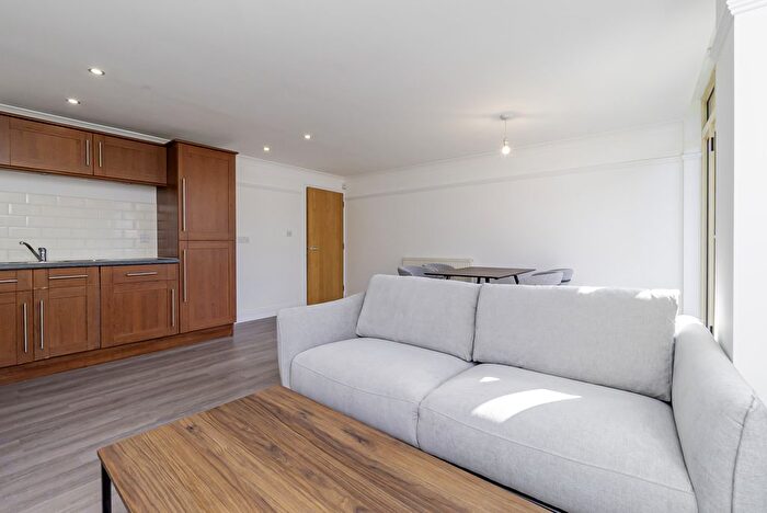 2 Bedroom Flat To Rent In Westwick, Street, Norwich, NR2