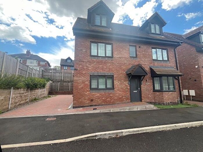 5 Bedroom Semi Detached House To Rent In Kingfisher Pool Way, Birmingham, B24