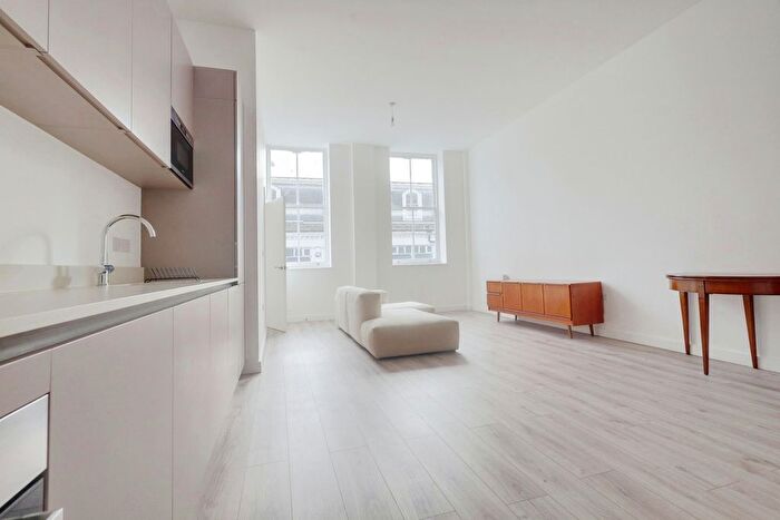 1 Bedroom Flat To Rent In Alexandra Street, Southend-On-Sea, SS1