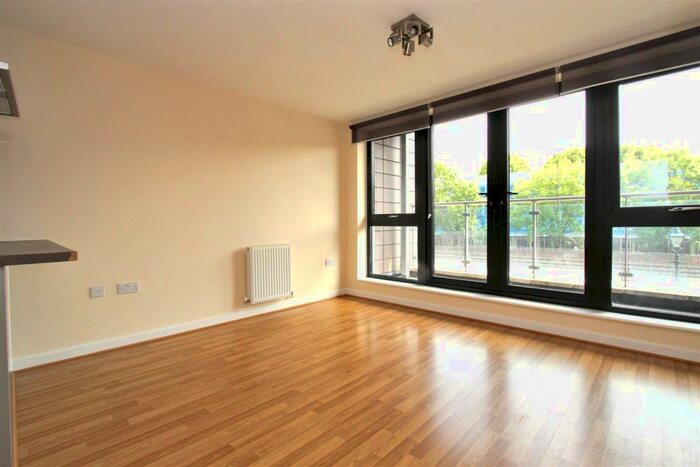 1 Bedroom Apartment To Rent In Windsor Court, Mostyn Grove, Bow, London, E3
