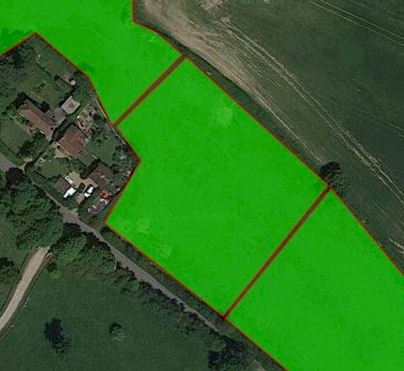 Property For Sale In Bucks Hill, Kings Langley, WD4