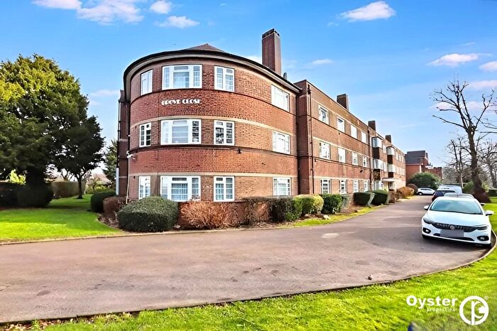 2 Bedroom Flat To Rent In Avenue Road, London, N14