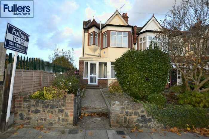1 Bedroom Flat To Rent In Compton Road, Winchmore Hill N21