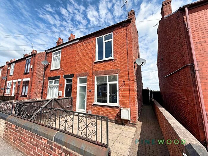 2 Bedroom Semi Detached House To Rent In Victoria Avenue, Staveley, S43