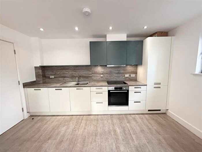 2 Bedroom Apartment To Rent In Tennant Street, Birmingham, B15