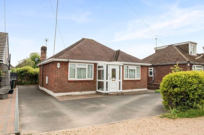 2 Bedroom Bungalow For Sale In Forest Road, Waltham Chase, Southampton, Hampshire, SO32