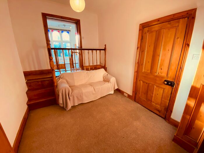 1 Bedroom Flat To Rent In Stanley Terrace, Upper Hlloway, N19