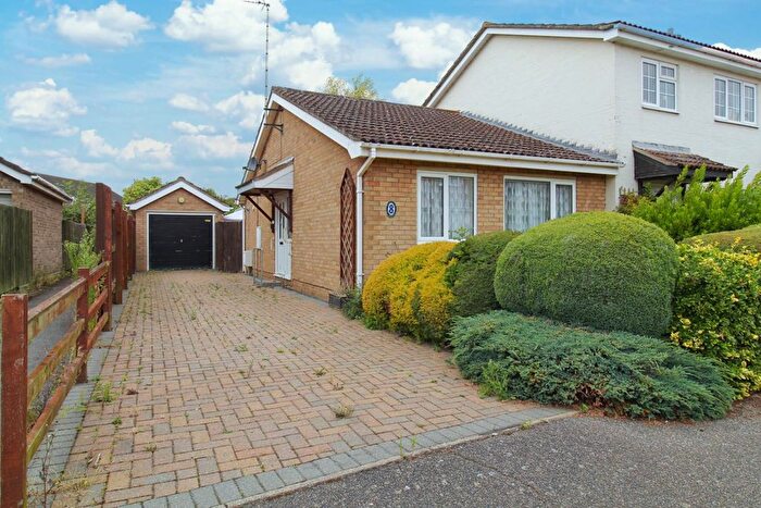 2 Bedroom Semi-Detached Bungalow For Sale In Elizabethan Way, Brampton, Huntingdon, PE28