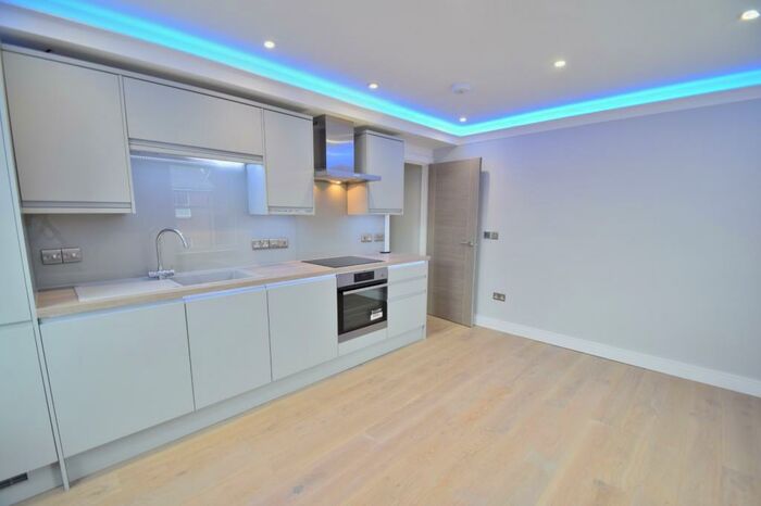 1 Bedroom Flat To Rent In Winchester, SO23