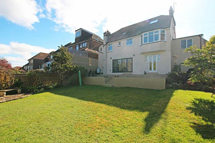3 Bedroom Detached House For Sale In Kings Avenue, Eastbourne, BN21