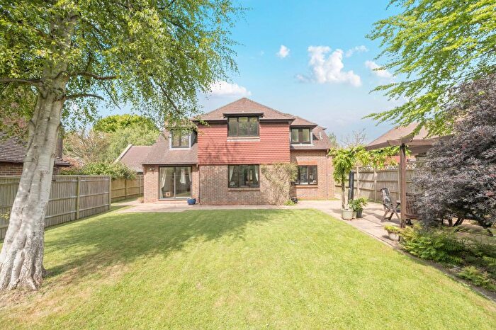 4 Bedroom Detached House For Sale In Pembury Road, Havant, PO9