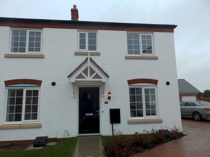 3 Bedroom Semi-Detached House To Rent In Bosworth Way, Leicester, LE3