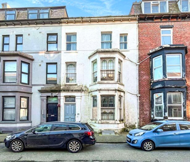 18 Bedroom Terraced House For Sale In York Street, Blackpool, FY1