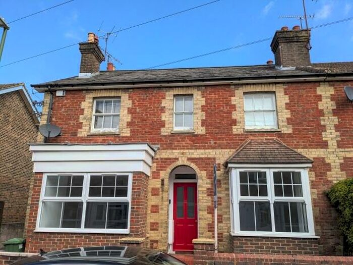 2 Bedroom Maisonette To Rent In Nelson Road, Horsham, RH12