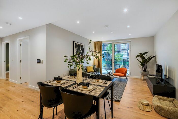 1 Bedroom Flat To Rent In Evelyn Street, London, SE8