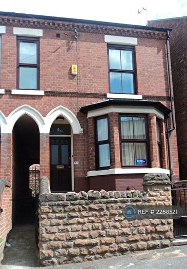 6 Bedroom Semi-Detached House To Rent In Balfour Road, Nottingham, NG7