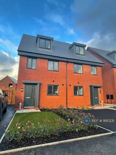 3 Bedroom Semi-Detached House To Rent In Thyme Drive (), Manchester, M24