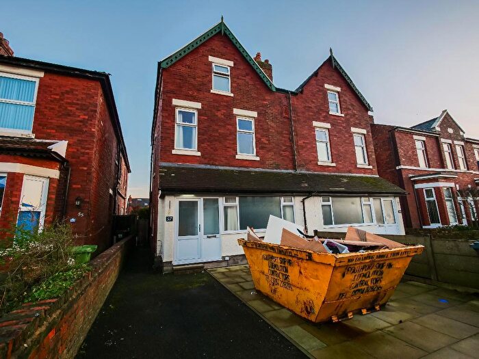 4 Bedroom Semi Detached House For Sale In Chestnut Street, Southport, Merseyside, PR8