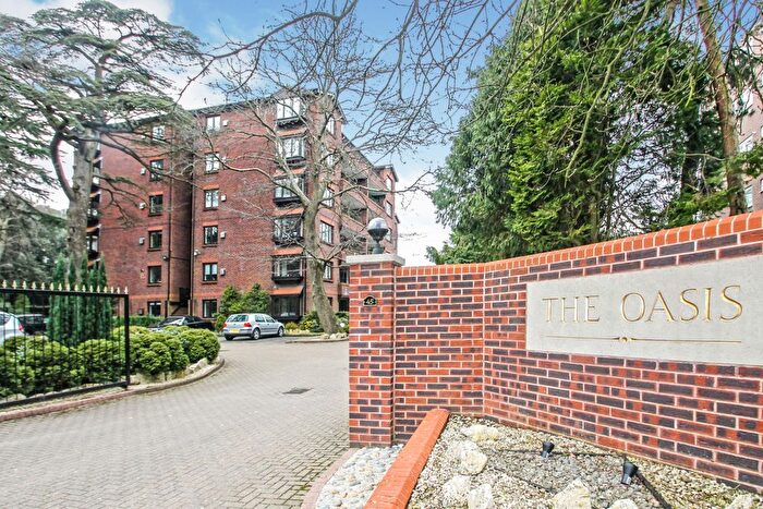 2 Bedroom Flat To Rent In The Oasis, Poole, BH13