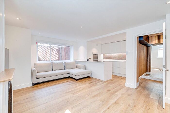 1 Bedroom Flat To Rent In New Kings Road, Fulham, SW6