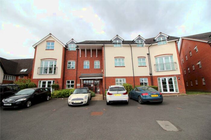 2 Bedroom Flat To Rent In Claremont House, Poplar Road, Dorridge, Solihull, B93