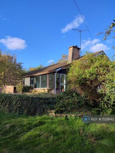 3 Bedroom Bungalow To Rent In May Lodge Drive, Newark, NG22