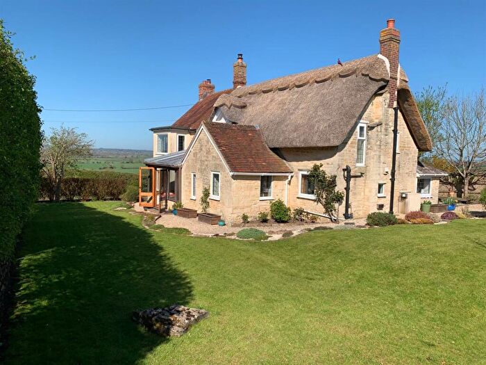 4 Bedroom Cottage For Sale In Mounters, Marnhull, DT10