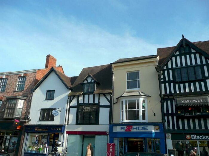 2 Bedroom Flat To Rent In High Street, Stratford-Upon-Avon, CV37