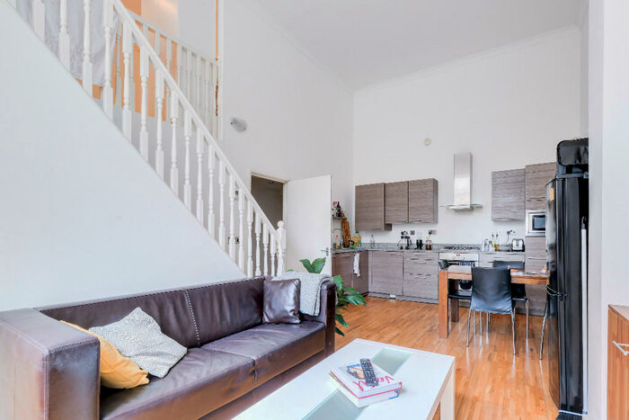 3 Bedroom Apartment To Rent In Commercial Street, London, E1