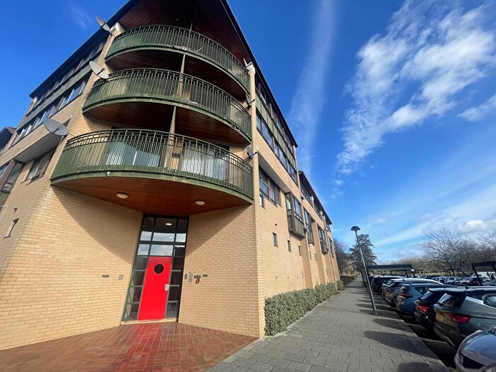 2 Bedroom Flat To Rent In South Fifth St, Cmk, MK9
