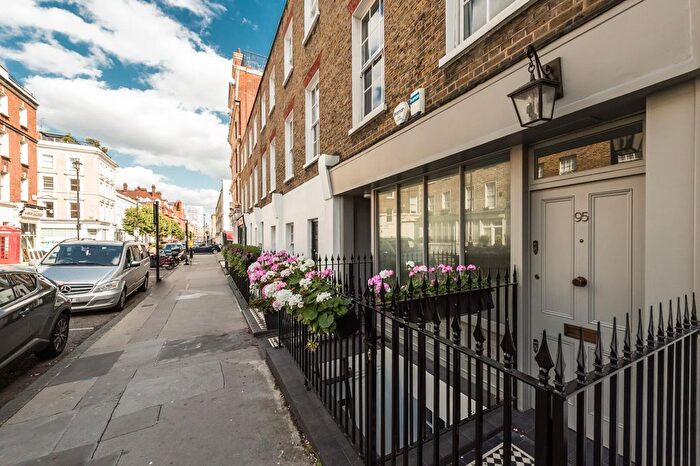 2 Bedroom Flat For Sale In York Street, London, W1H