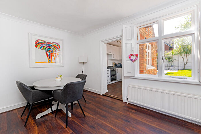 3 Bedroom End Of Terrace House For Sale In Clarence Road, Stansted, CM24