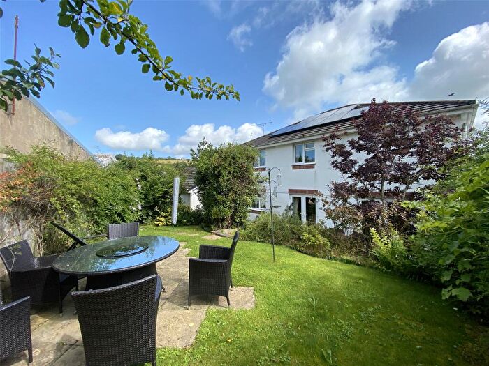 4 Bedroom Detached House For Sale In Ridgegrove Hill, Launceston, Cornwall, PL15