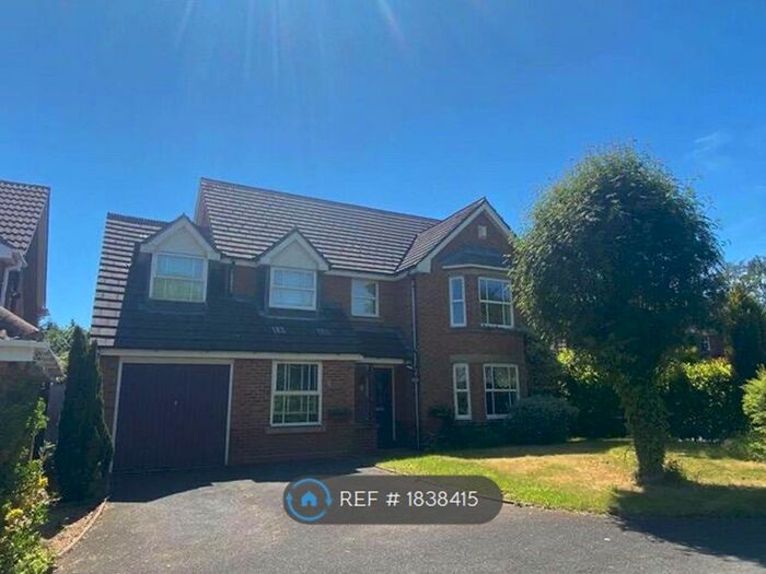 5 Bedroom Detached House To Rent In Swallowfield Close, Priorslee, Telford, TF2
