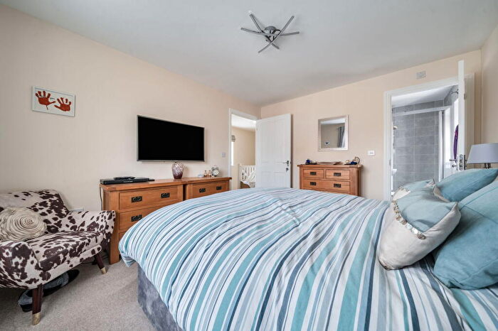 4 Bedroom Detached House For Sale In Lords Way, Andover, SP11