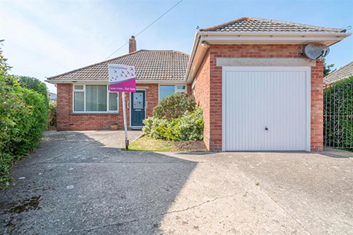 2 Bedroom Bungalow For Sale In Roundham Gardens, Weymouth, DT4