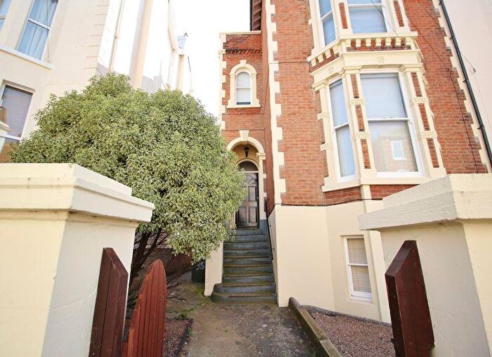 2 Bedroom Apartment To Rent In Shaftesbury Road, Southsea, PO5